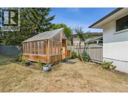 91 Winslow Crescent SW - photo 39