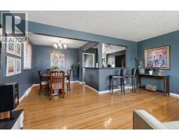91 Winslow Crescent SW - photo 8