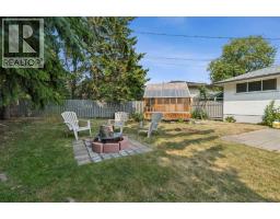 91 Winslow Crescent SW - photo 37