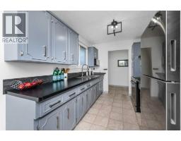 48 Bermuda Court Nw, Calgary, AB T3K1H3 Photo 9