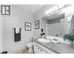 48 Bermuda Court Nw, Calgary, AB T3K1H3 Photo 17