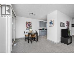 Living room - 48 Bermuda Court Nw, Calgary, AB T3K1H3 Photo 6