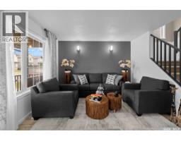 4pc Bathroom - 447 Blakeney Crescent, Saskatoon, SK S7L7N5 Photo 8