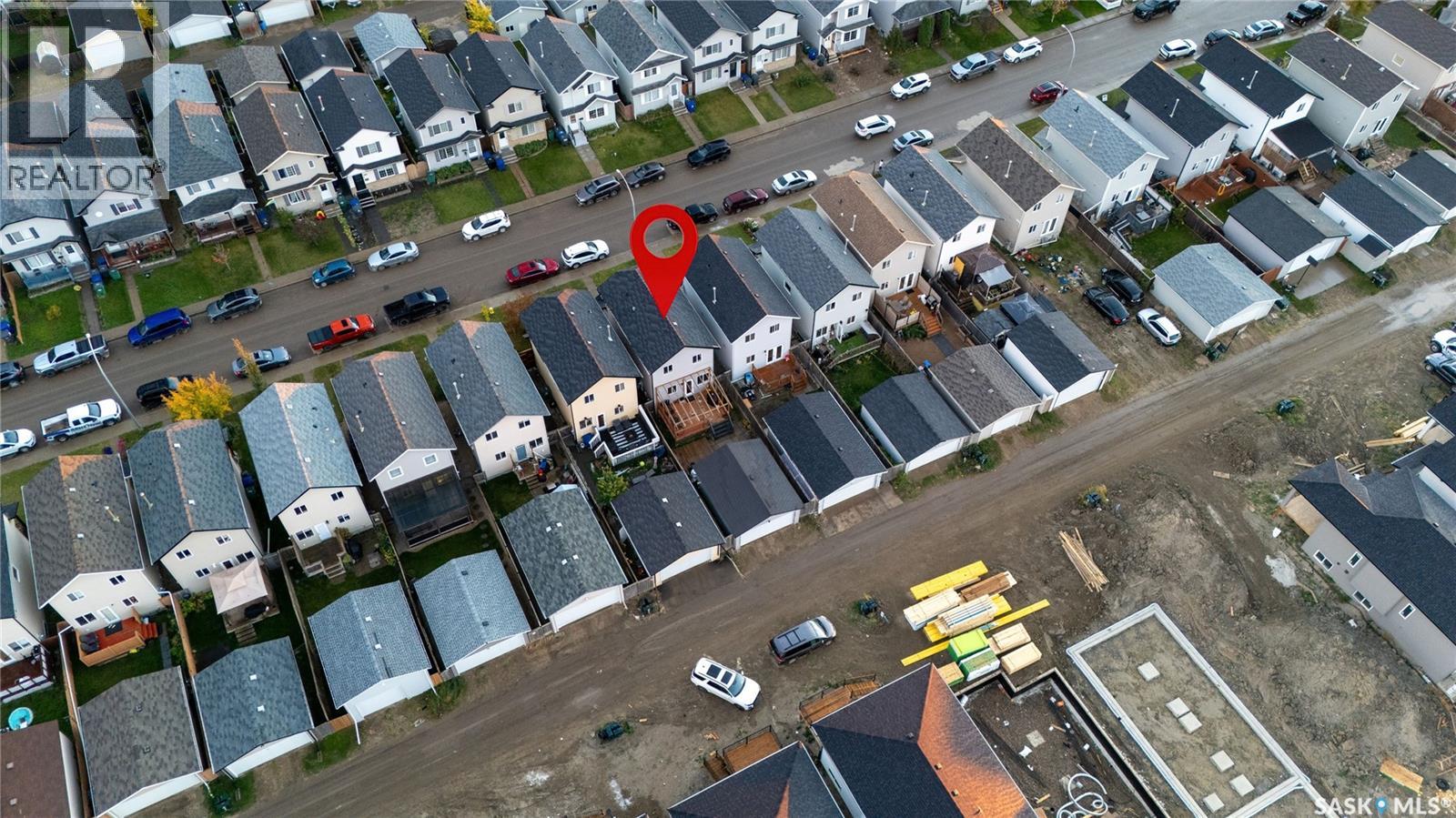 447 Blakeney CRESCENT - 66