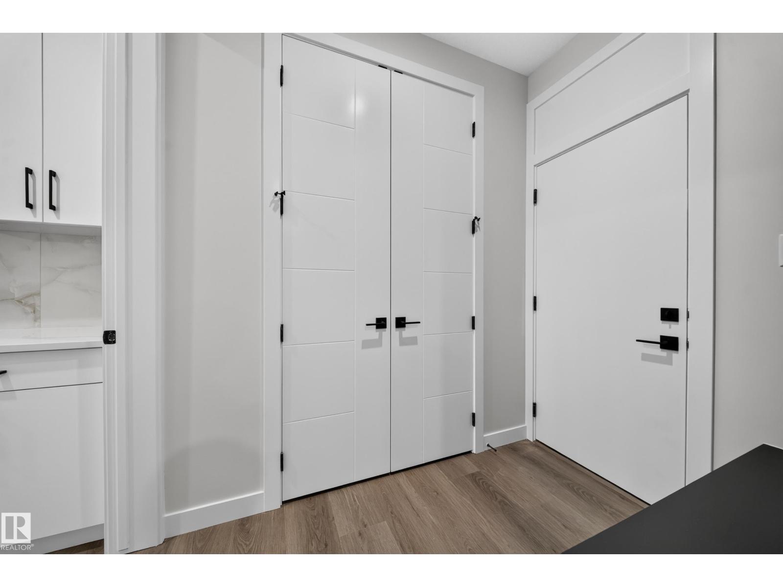 115 28 ST SW - 19