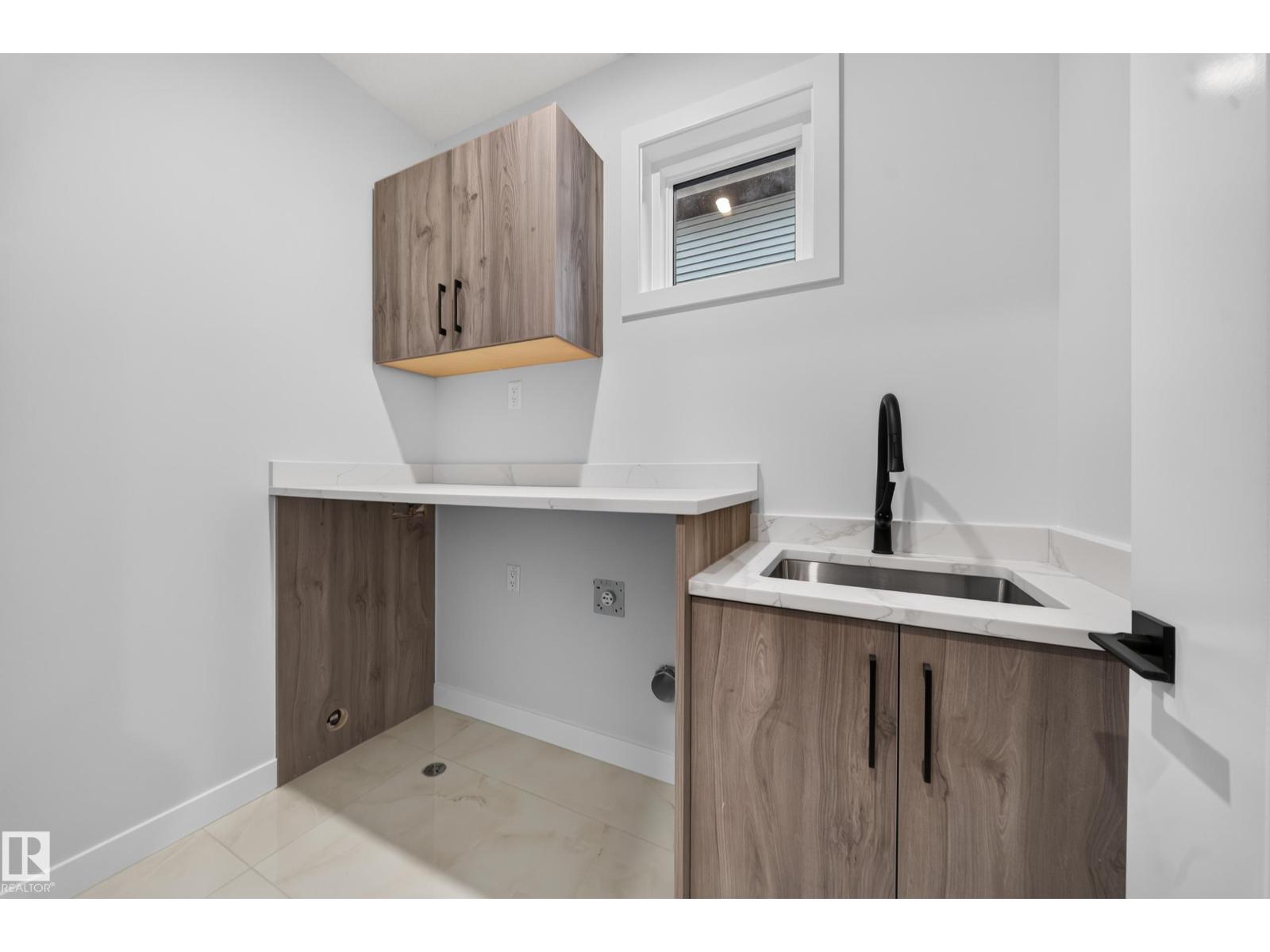 115 28 ST SW - 36