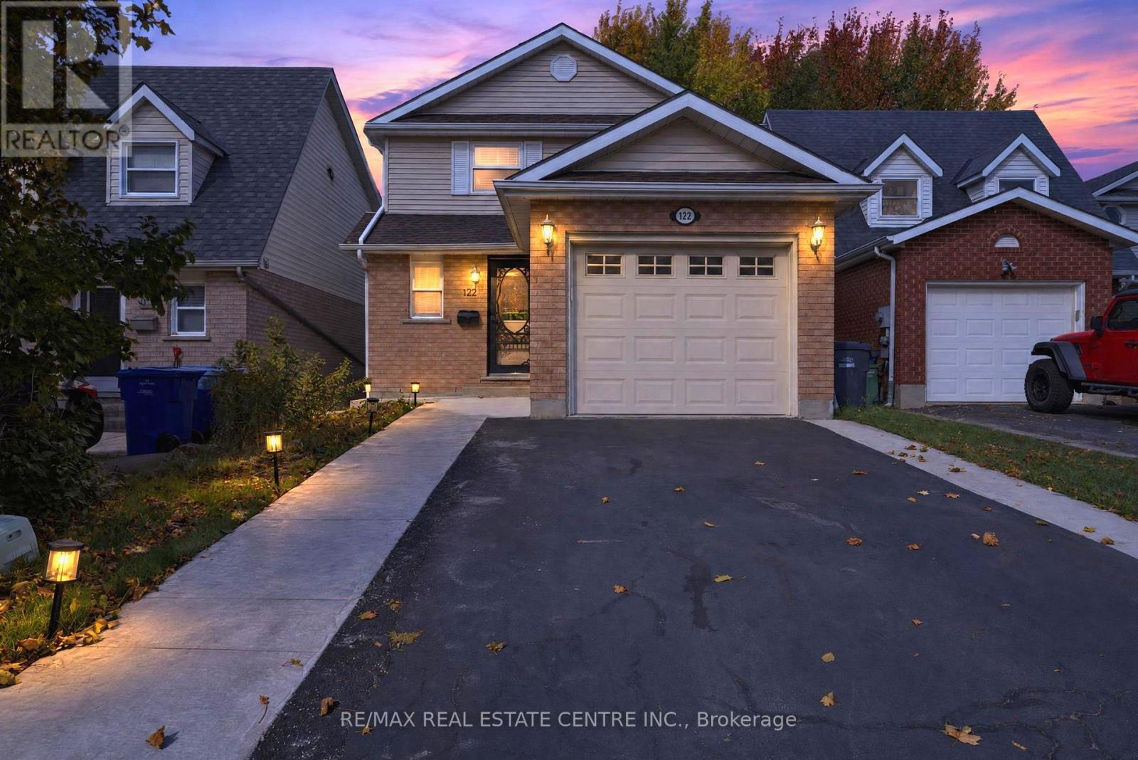 122 Moss Place, Guelph, ON photo 2