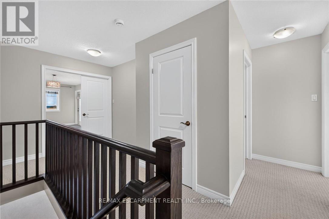 #22 8 LAKELAWN ROAD - 28