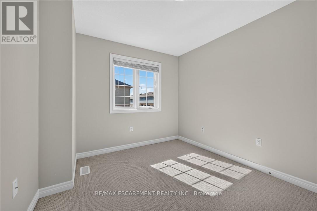 22- 8 Lakelawn Road, Grimsby, ON photo 41