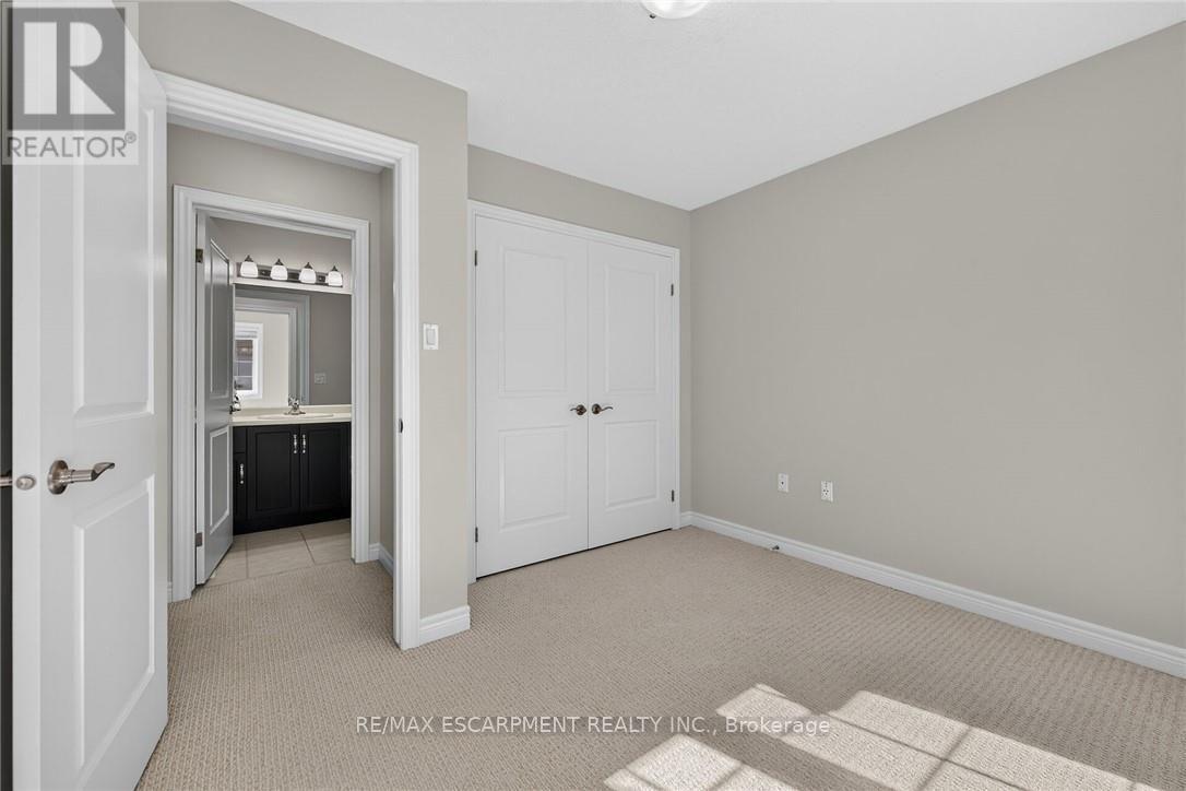 22- 8 Lakelawn Road, Grimsby, ON photo 44