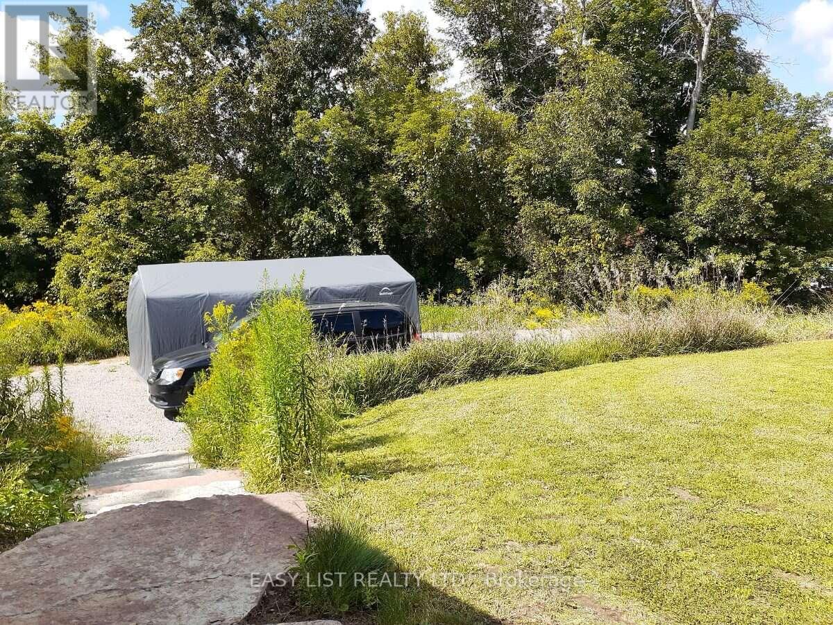 35 Kaladar Street, Tweed), ON photo 6