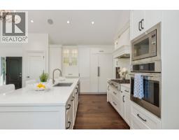 435 Macbeth Crescent, West Vancouver, BC V7T1V8 Photo 13