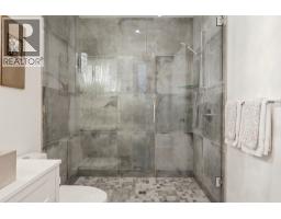 435 Macbeth Crescent, West Vancouver, BC V7T1V8 Photo 25