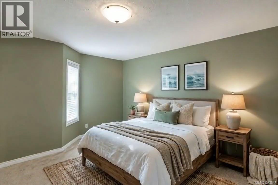 2 553 Island Hwy, Campbell River - Image 1
