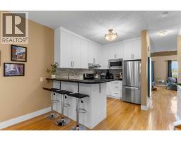 1515 21 Avenue SW - photo 5