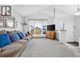 26 Saddlemead Way NE - photo 12