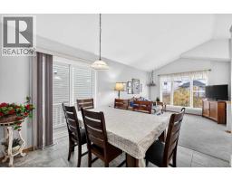 26 Saddlemead Way NE - photo 14