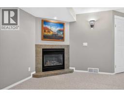 26 Saddlemead Way NE - photo 31