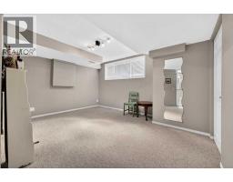 26 Saddlemead Way NE - photo 33
