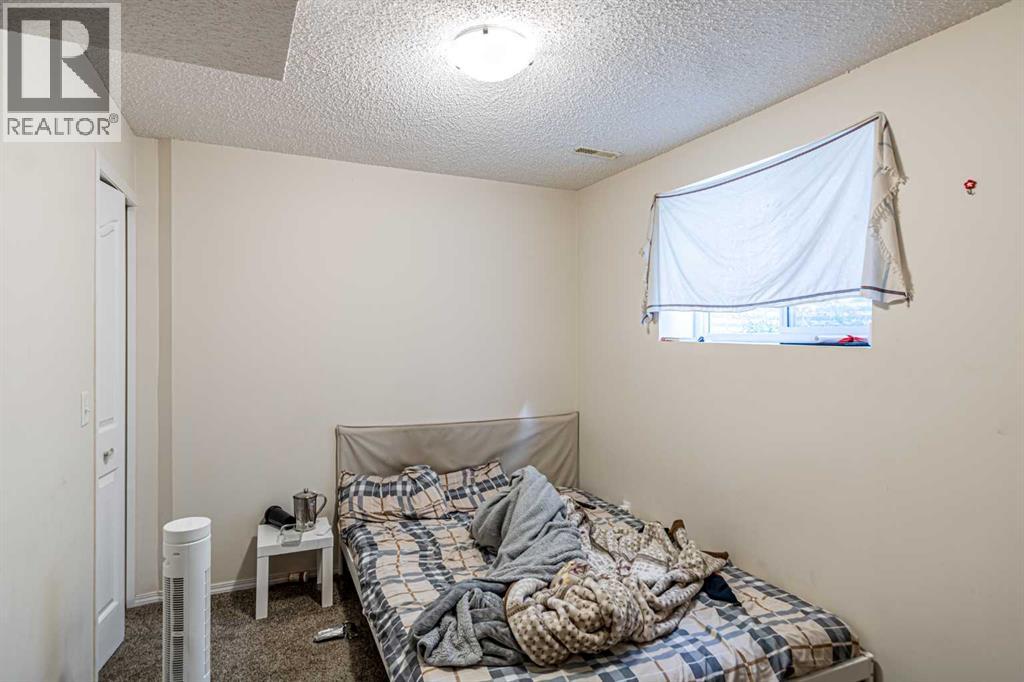 340 Taradale Drive NE - 22