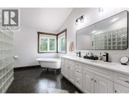 Laundry room - 13 Huckleberry Crescent, Taber, AB T1G2E1 Photo 26