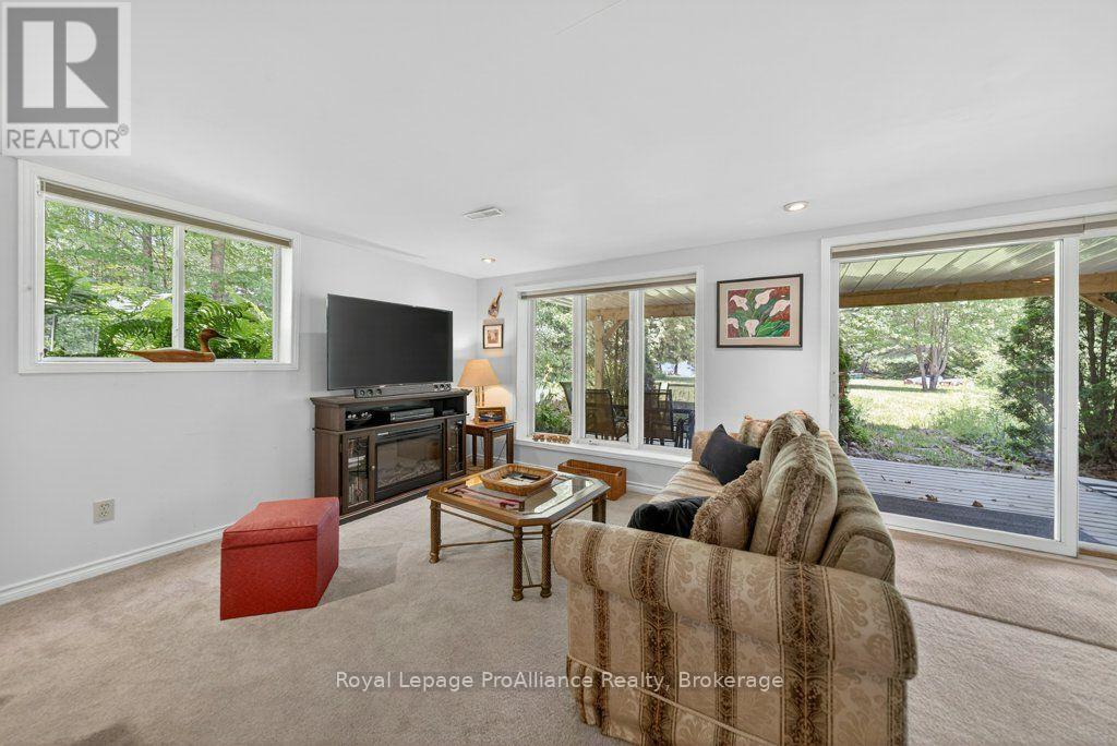 1401 Whites Road, Frontenac, ON photo 35