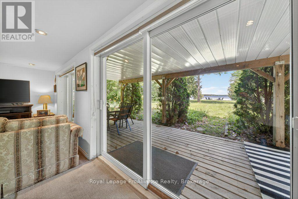 1401 Whites Road, Frontenac, ON photo 40