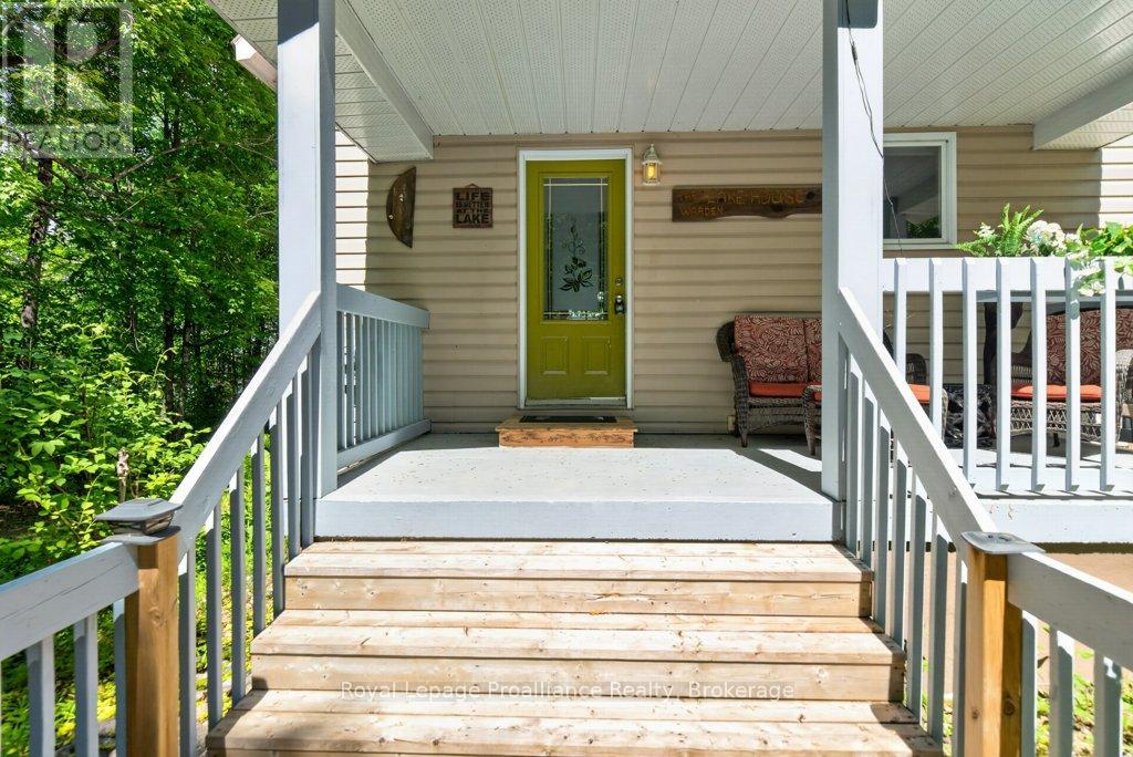 1401 Whites Road, Frontenac, ON photo 7