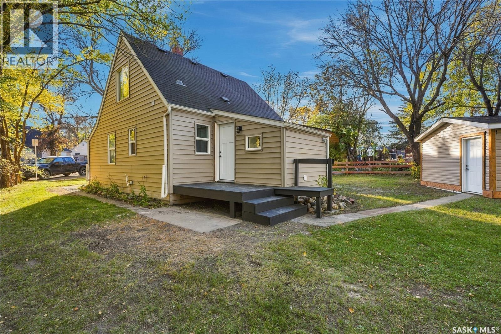 8 Connaught PLACE, Saskatoon — photo 25