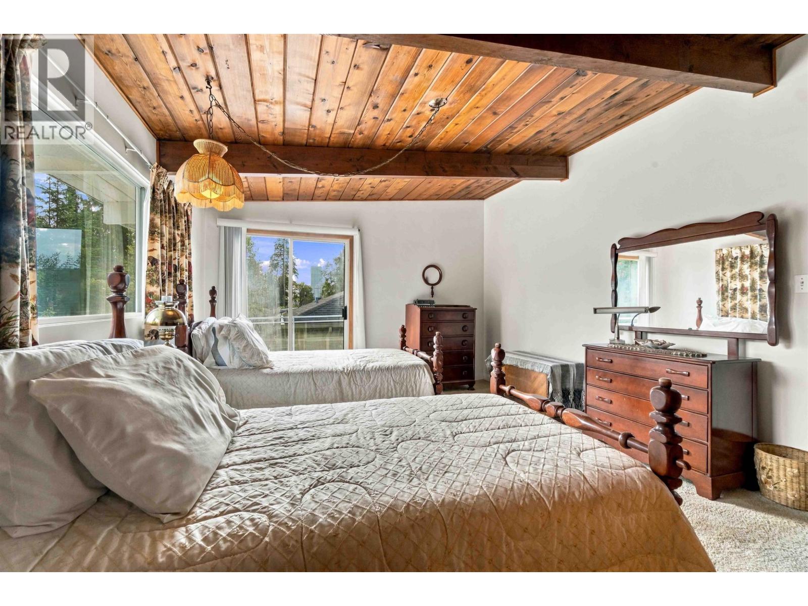 862 WALLACE WYND, Port Moody - Image 1