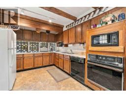 862 Wallace Wynd, Port Moody, BC V3H1B5 Photo 12