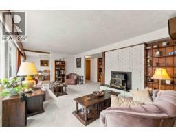 862 Wallace Wynd, Port Moody, BC V3H1B5 Photo 6