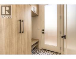 1028 18 Avenue NW - photo 24