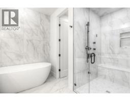 1028 18 Avenue NW - photo 17