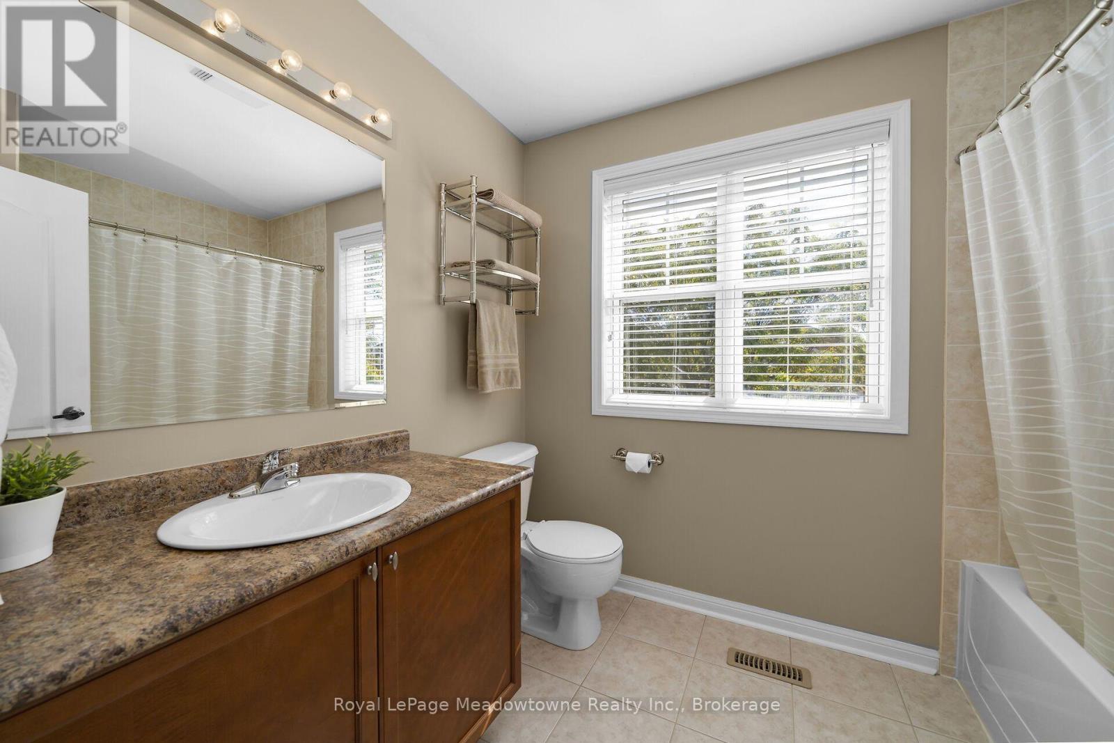 802 STARK CIRCLE - Image 18