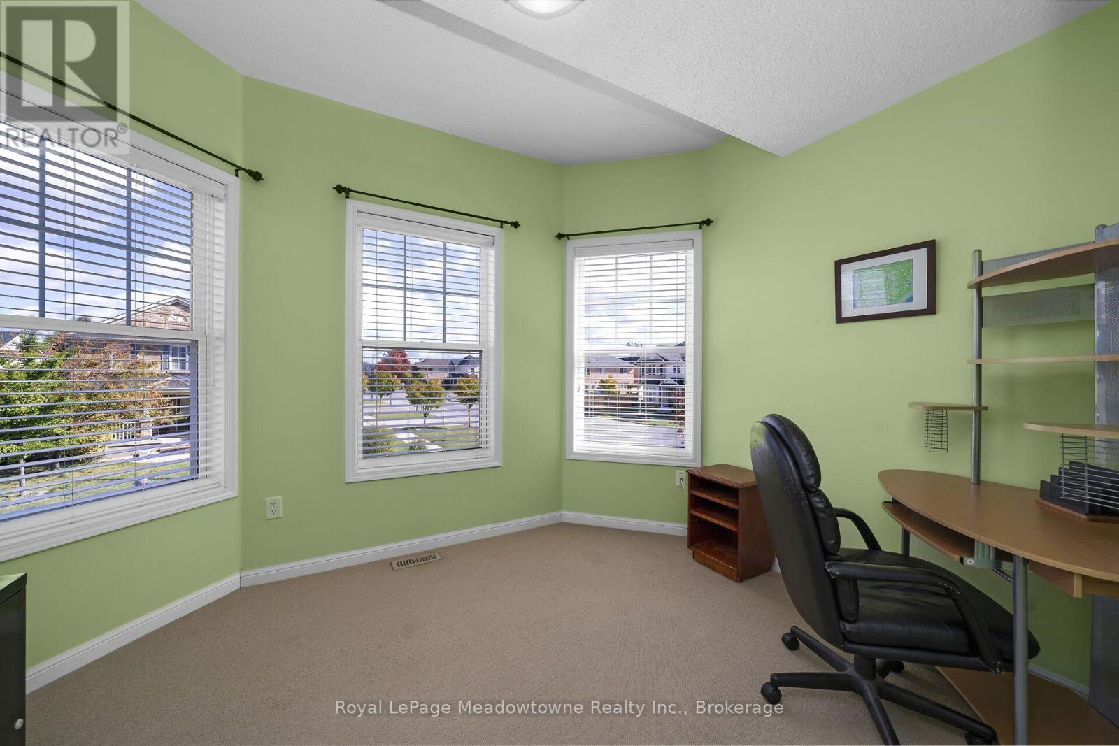 802 STARK CIRCLE - Image 17