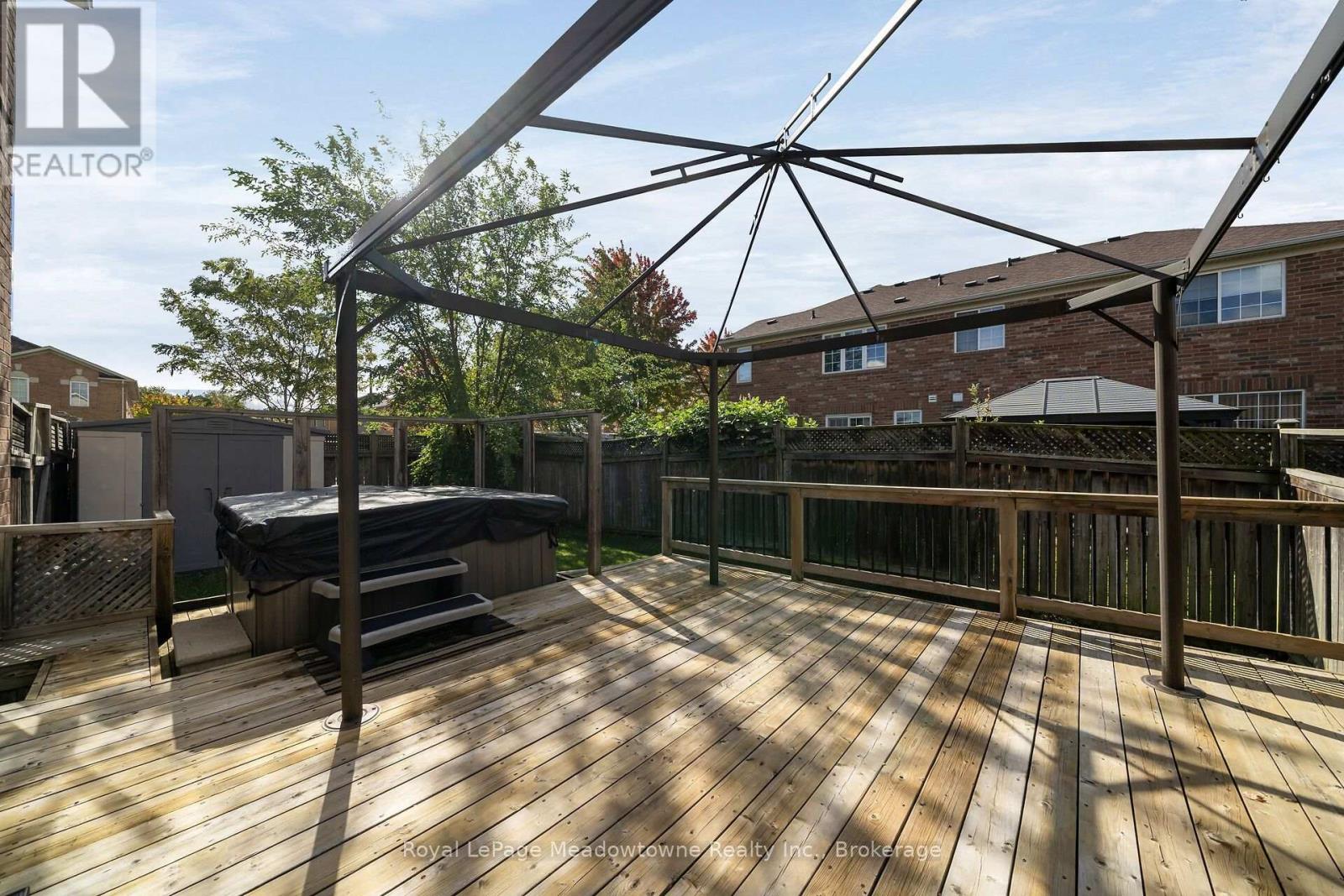 802 STARK CIRCLE - Image 23