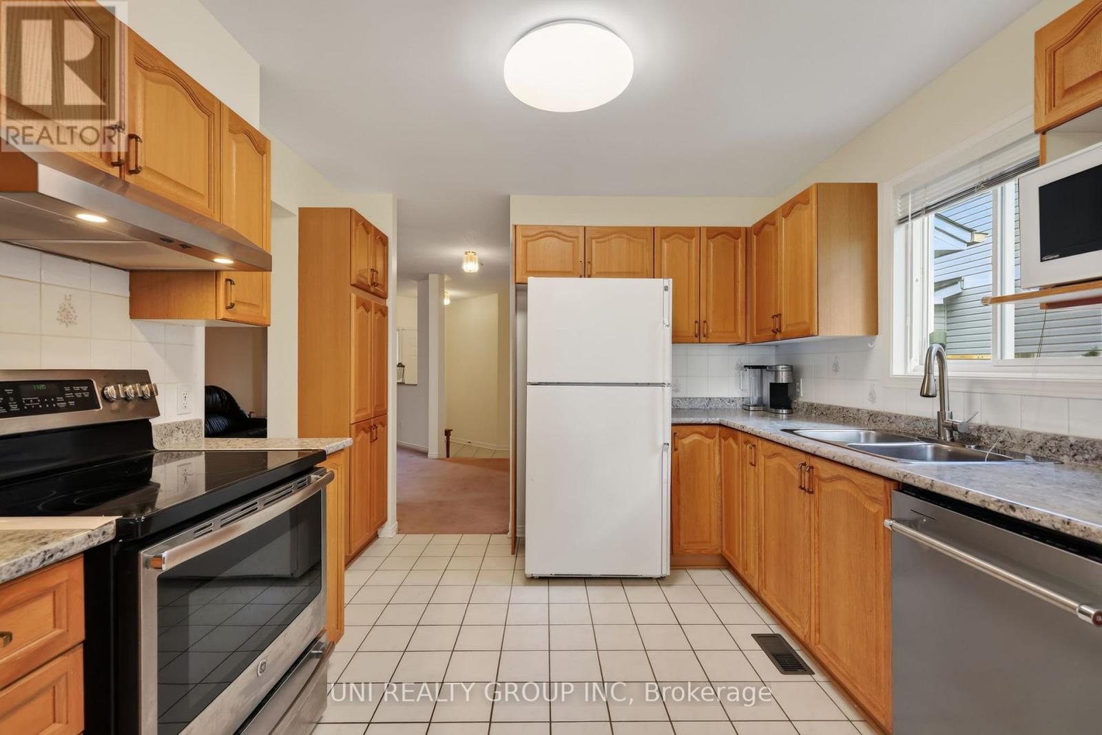 43 CRYSTAL PARK CRESCENT - Image 16