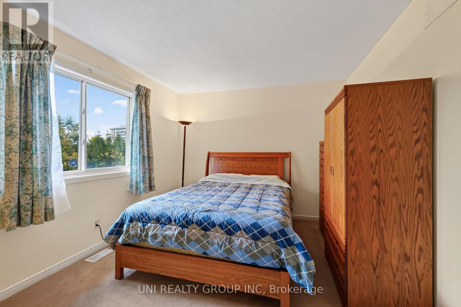 43 CRYSTAL PARK CRESCENT - Image 26