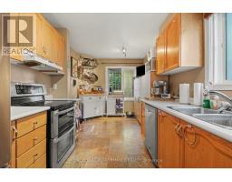 Bathroom - 1478 Corsham Avenue, Ottawa, ON K4A3M5 Photo 9