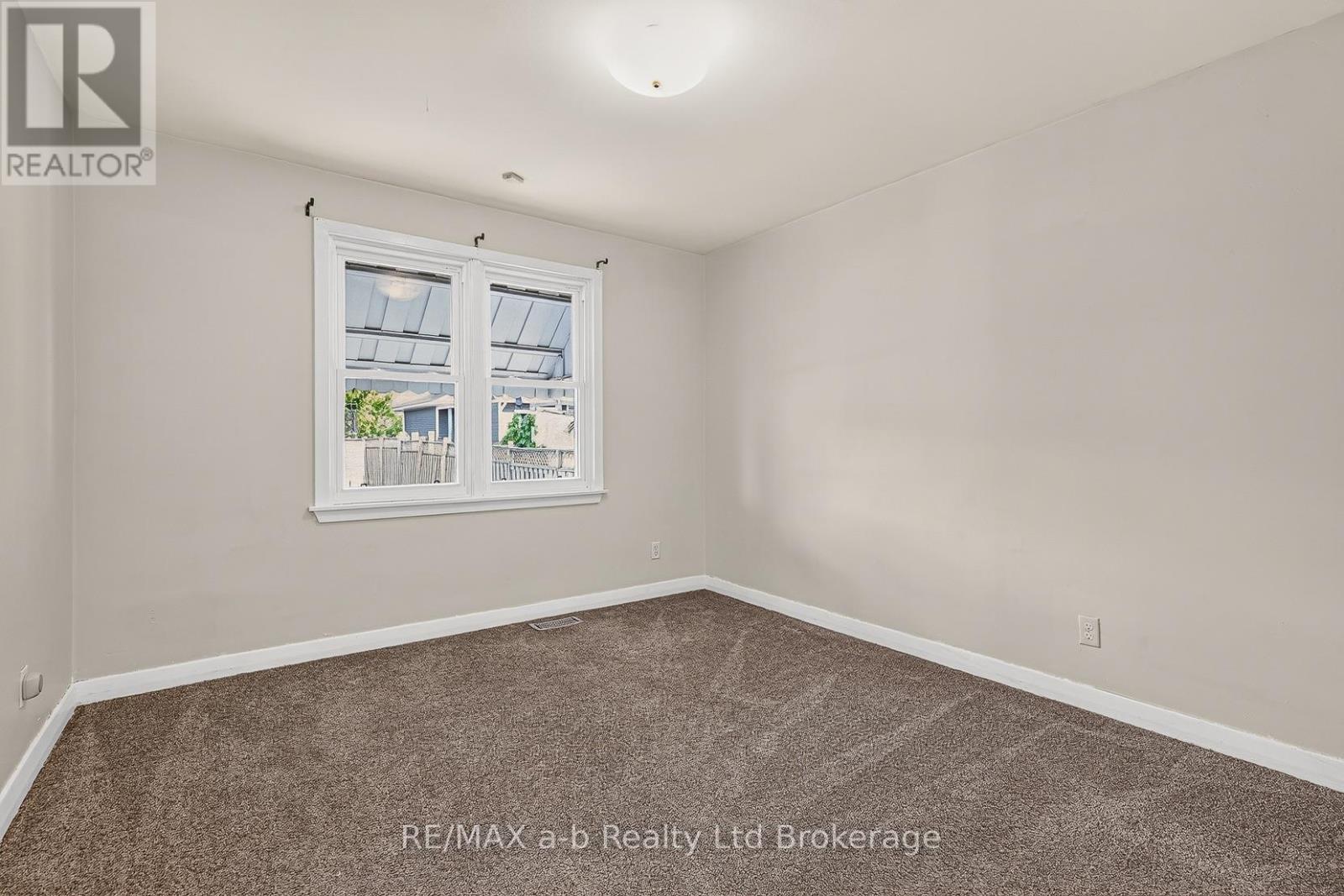 830 MAPLE AVENUE - 14