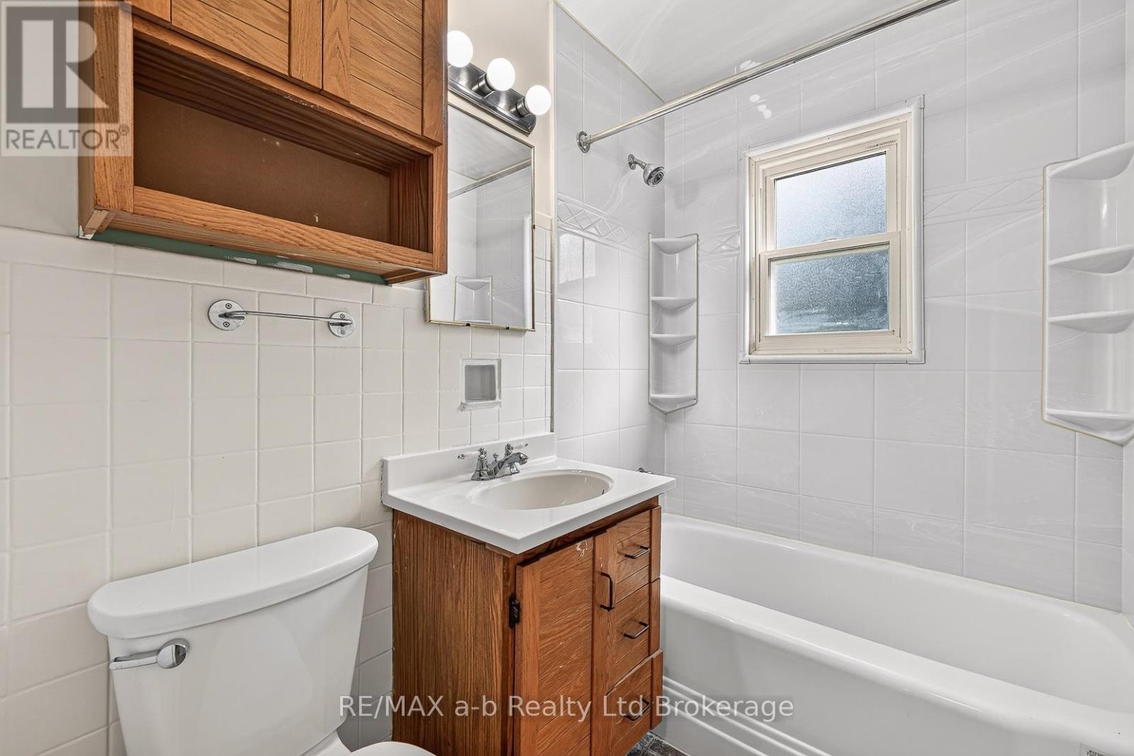 830 Maple Avenue — photo 20