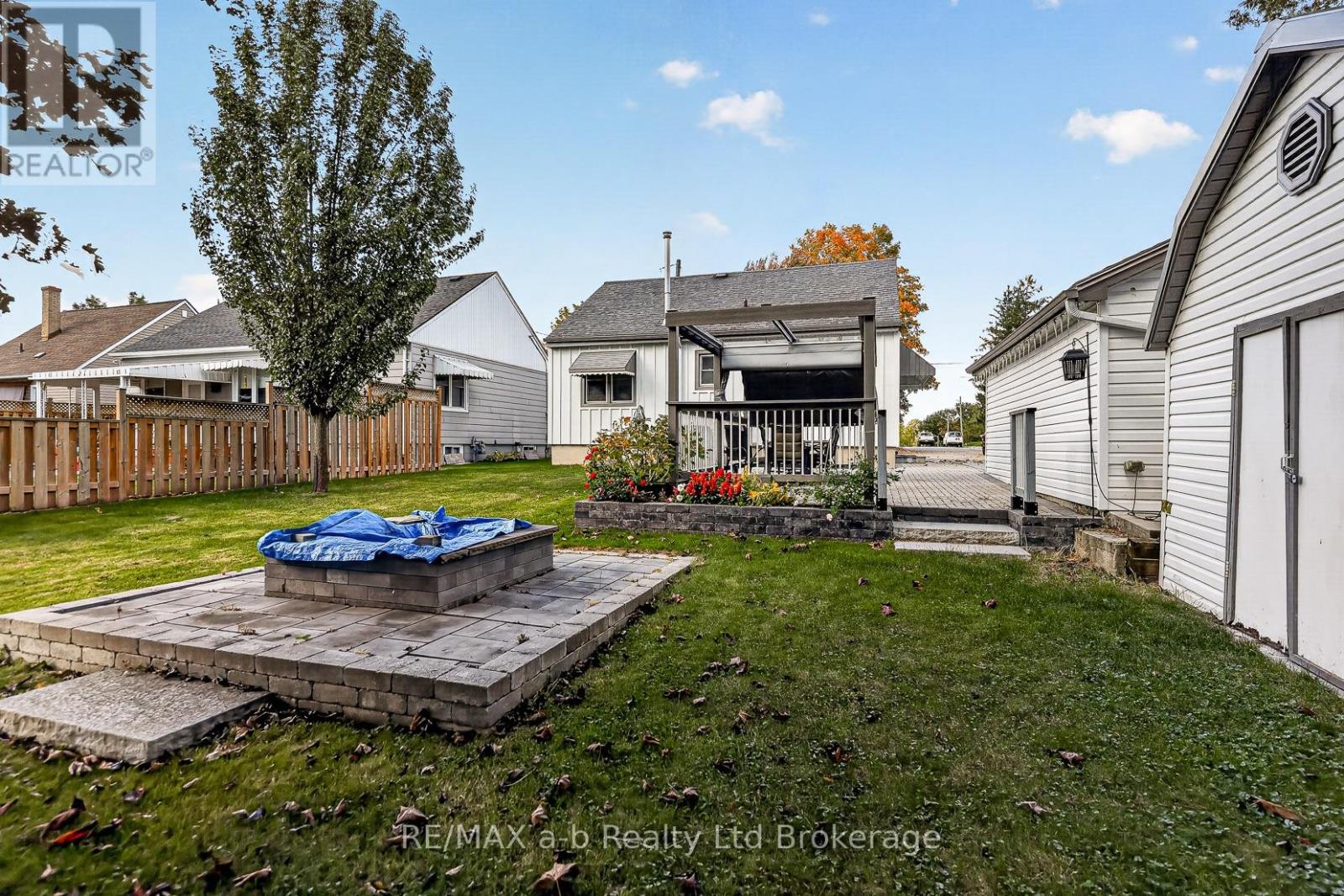830 MAPLE AVENUE - 31