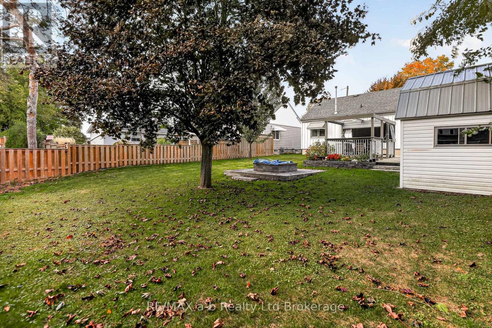830 Maple Avenue — photo 33
