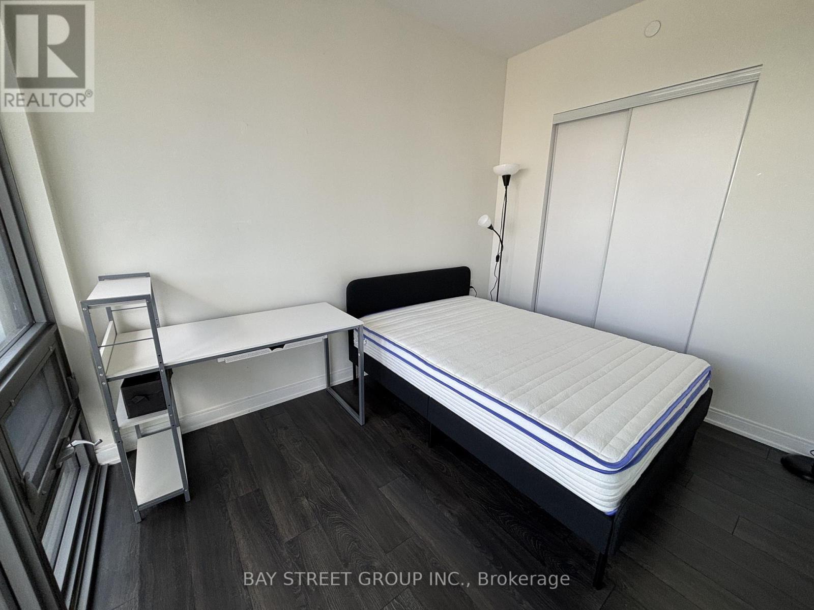 #2710 50 CHARLES STREET E - 5