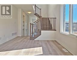 3290 Brigadier Avenue, Pickering, ON L1X0W5 Photo 6