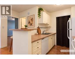 303, 715 15 Avenue SW - photo 9