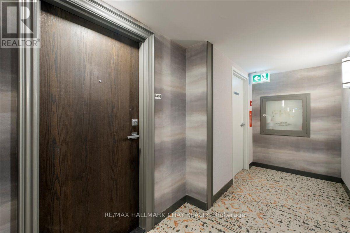 1402- 65 Ellen Street, Barrie, ON photo 32