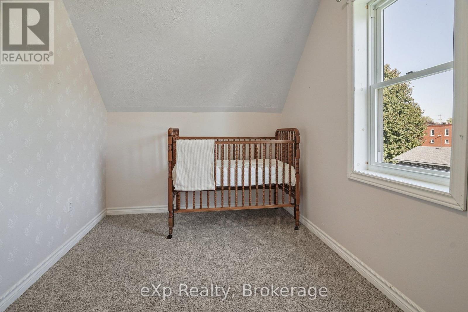 44 SCHADE STREET - 29