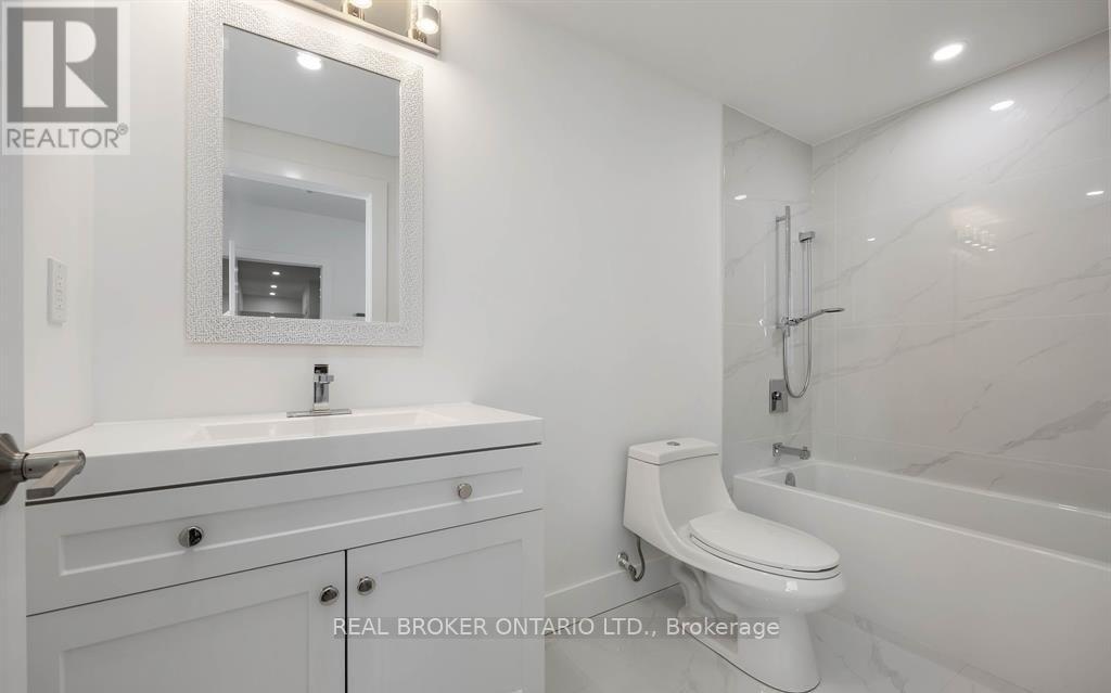 5 - 14 HATFIELD CRESCENT, Toronto (Elms-Old Rexdale) — photo 5